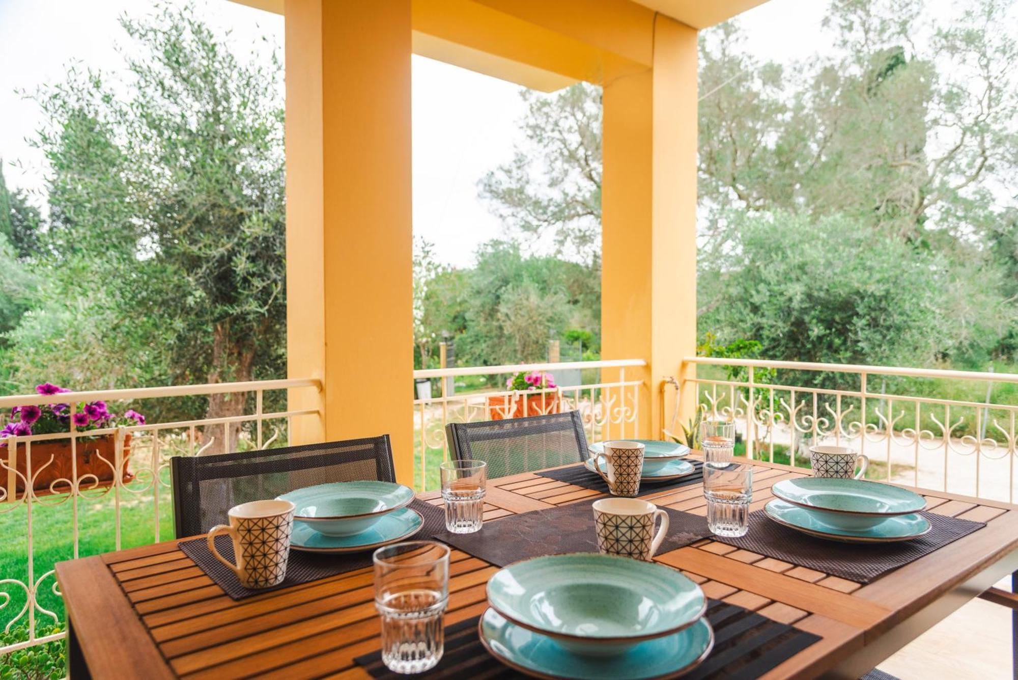 Mel Apartment Melikia Ngoại thất bức ảnh